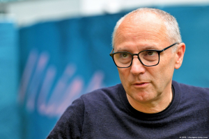 Photo Domenicali attaque les 'puristes' qui critiquent les F1 de 2026