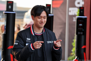 Photo Zhou va effectuer ses premiers essais avec la Cadillac F1 à Barcelone