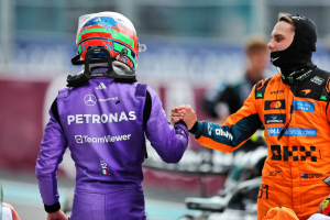 Photo Mercedes et McLaren promises à une guerre des évolutions en F1