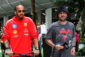 Photo Hamilton satisfait de l'évolution interne chez Ferrari