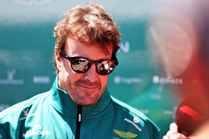 Photo Alonso s'en prend à l'hybride et à 'la décennie de compétition pure' perdue par la F1