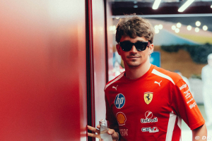 Photo Leclerc insiste sur l'optimisation et le développement continu chez Ferrari
