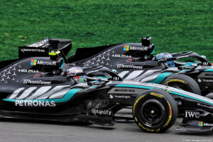 Photo Mercedes F1 donne le feu vert à ses pilotes pour un duel dur 'à la Verstappen'