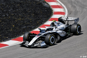 Photo Dernier et à quatre tours, Bottas se défend après le GP du Canada
