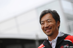 Photo Komatsu raconte comment Sato l'a aidé à lancer sa carrière