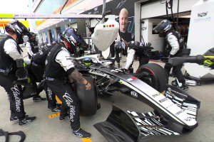 Photo Cadillac F1 calme le jeu après la spectaculaire casse de la MAC-26 de Pérez