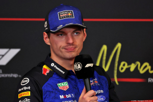 Photo Verstappen remet son avenir en F1 entre les mains de la FIA