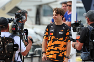 Photo Piastri rejoint Verstappen et réclame un nouveau moteur en F1 dès 2027