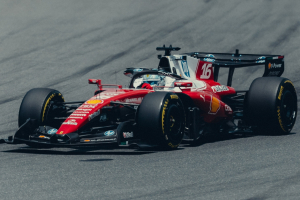 Photo GP de Monaco de F1 : Leclerc et Hamilton dominent la concurrence, Hadjar dans le mur