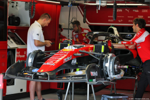 Photo Leclerc passe de Brembo à Carbone Industrie, la configuration de freinage de Hamilton chez Ferrari