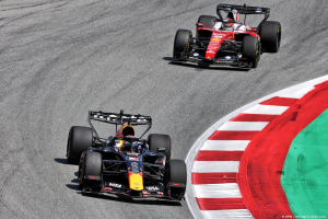 Photo Verstappen 4e à Barcelone mais 'Red Bull est seulement la quatrième force'