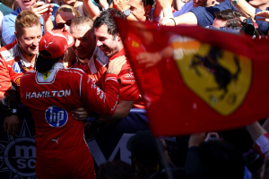 Photo Le grand patron de Ferrari réagit à la victoire de Lewis Hamilton