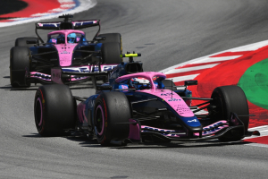 Photo GP de Barcelone de F1 : Flavio Briatore content des points de Gasly et Colapinto, il félicite Lewis Hamilton pour sa victoire