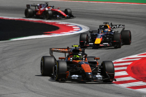 Photo McLaren refuse de crier victoire après un seul week-end sans souci