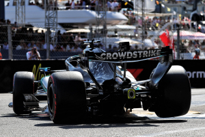 Photo Ferrari passe à l'offensive contre le diffuseur des Mercedes F1 W17