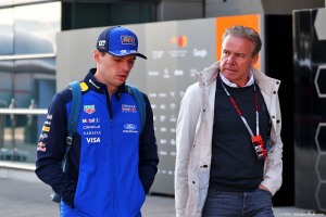 Photo Le manager de Verstappen ouvre la porte à un départ : 'Max n'est pas né pour courir au milieu de grille'