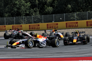Photo Racing Bulls enchaîne une troisième double arrivée dans les points