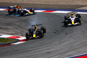 Photo Isack Hadjar « content » de sa course au Grand Prix d’Autriche