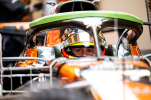 Photo Leonardo Fornaroli est « définitivement digne d’être en Formule 1 » d’après Zak Brown