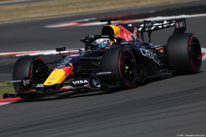 Photo Verstappen se dit prêt à partir des stands : 'courir ainsi n'a pas vraiment d'intérêt'