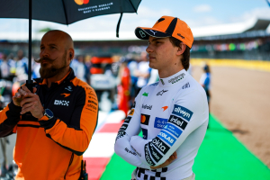 Photo Oscar Piastri « surpris » par l’écart avec les leaders à Silverstone