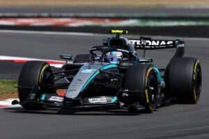 Photo Mercedes face à un problème qui pourrait lui coûter le titre