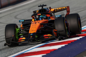 Photo Stella se concentre sur McLaren malgré les rumeurs Verstappen
