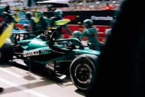 Photo Alonso renoue avec les comparaisons qui fâchent : les F1 face aux F2