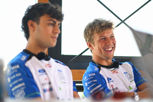 Photo Et si Lindblad ou Lawson remplaçait Verstappen chez Red Bull en 2027 ?