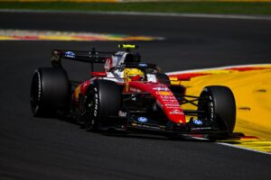 Photo Ferrari lourdement sanctionnée après l’incident avec Hamilton à Spa