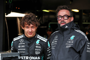 Photo Mercedes confirme des échanges avec Lagrue pour son avenir chez Red Bull