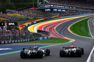 Photo Wolff admet que Mercedes dispose du moteur le plus puissant, malgré l'ADUO