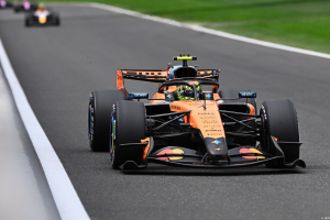 Photo McLaren F1 lance ses évolutions et va remettre son aileron Macarena en piste en Hongrie