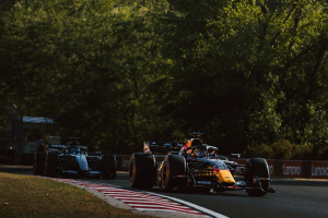 Photo Red Bull : des chronos qui ne traduisent pas les difficultés de Verstappen et Hadjar