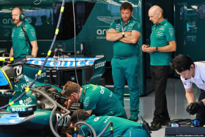Photo Aston Martin F1 doit faire venir des pièces en urgence par avion