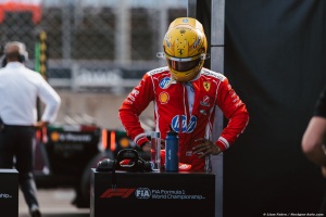 Photo Officiel : Hamilton pénalisé sur la grille après avoir gêné Piastri