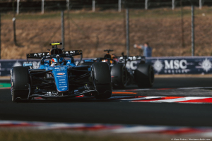 Photo Sainz vit 'un des pires week-ends' de sa carrière mais refuse de 'critiquer' Williams F1
