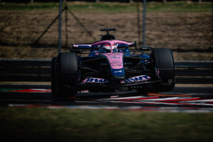 Photo Essais F1 : longs relais et qualifications, Pirelli affine ses pneus pour 2027