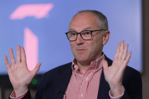 Photo Domenicali répond aux critiques sur les règles 2026 : Nous n'allons bâillonner personne
