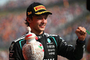 Photo Wolff refuse de faire de Kimi Antonelli le favori pour le titre