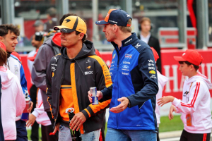 Photo McLaren mise en garde contre un recrutement de Max Verstappen : Pourquoi tout bouleverser ?