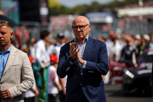 Photo Stefano Domenicali dresse son bilan de la saison de F1 2026 à mi-saison