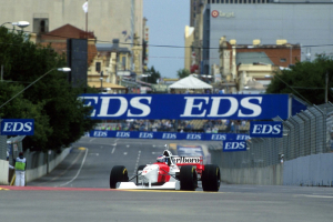 Photo Mika Häkkinen a hésité à revenir en F1 après avoir failli mourir