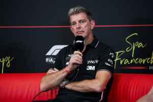 Photo Pourquoi Cadillac a-t-elle décidé de se séparer de Graeme Lowdon en cours de saison ?