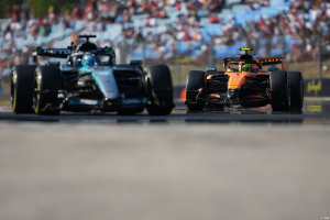 Photo Mercedes dévoile pourquoi McLaren F1 exploite moins bien son moteur client