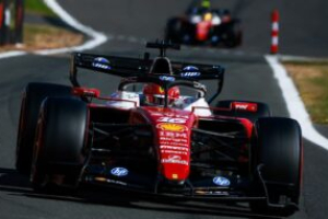 Photo Ferrari prête à trancher dans le vif entre Hamilton et Leclerc