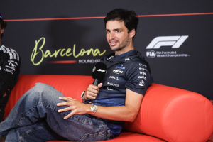 Photo Carlos Sainz prolongé à son tour par Williams pour les prochaines années