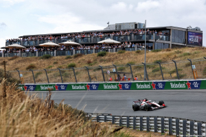 Photo Ocon a 'fait le job' avec une SQ2 mais Haas F1 'manque de performance'