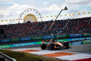 Photo Lando Norris satisfait d’une McLaren « sur la lancée » de Budapest