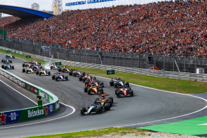 Photo GP des Pays-Bas de F1 : le second départ de la course en vidéo, Lando Norris cède face à Kimi Antonelli